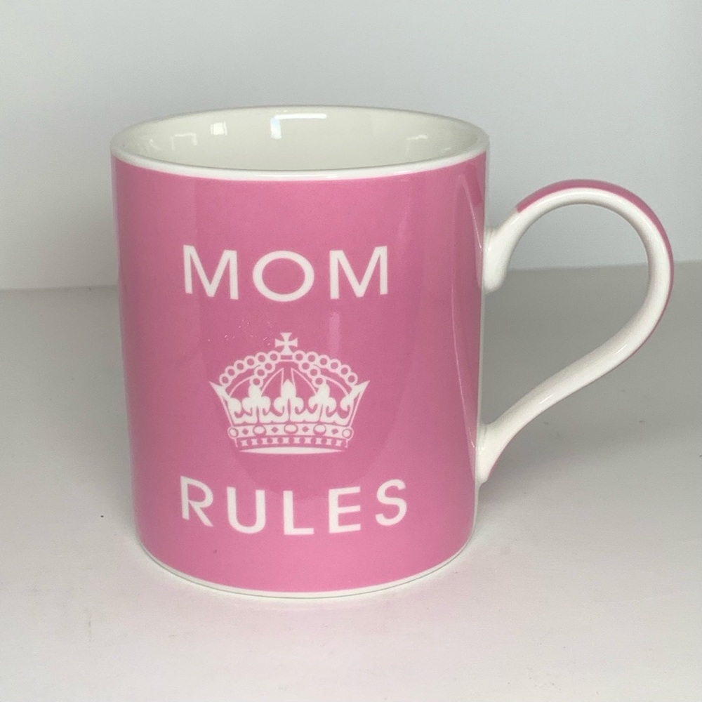 London Home pink “Mom Rules” mug